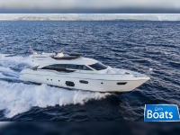 Ferretti 690