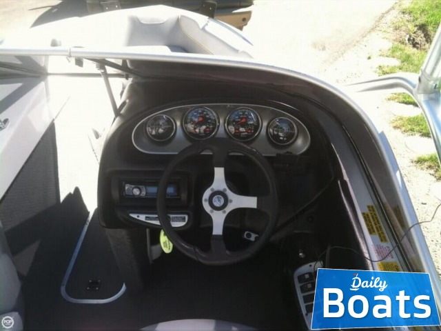 2006 Ski Centurion T5