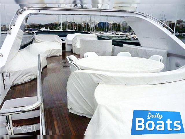 Buy 2005 Maiora 38