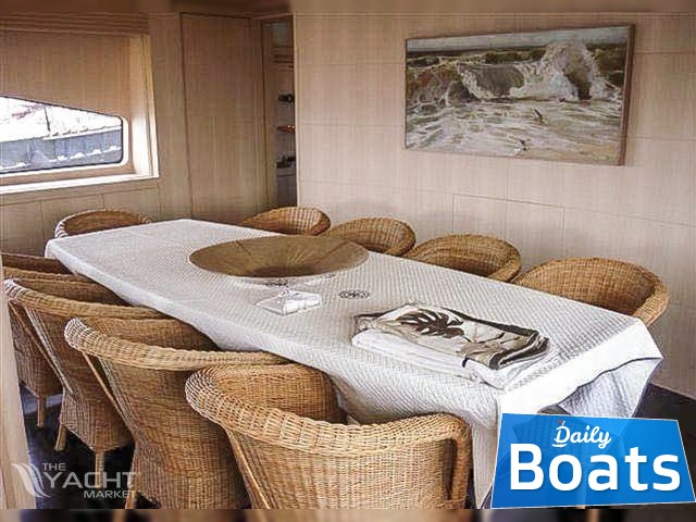 2005 Maiora 38 for sale