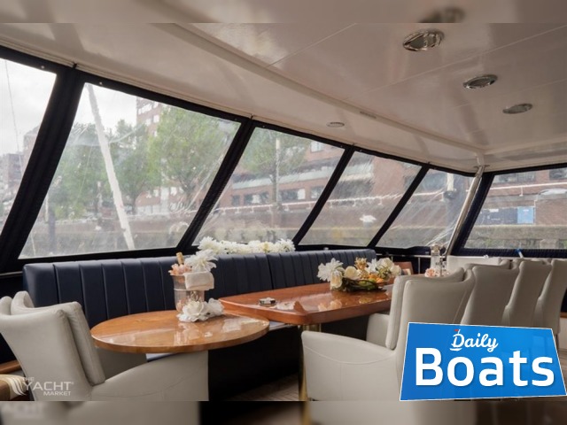 Buy 1990 Azimut 90