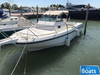 Boston Whaler Boats 28 Outrage