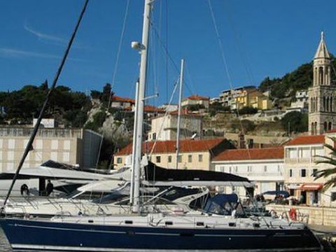 Beneteau 50