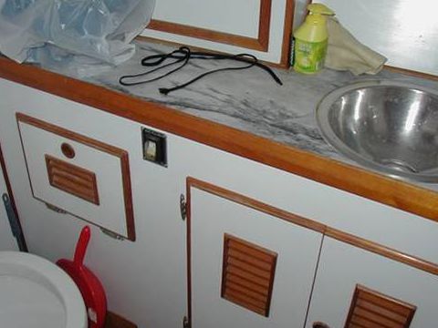 1982  Gl Trawler