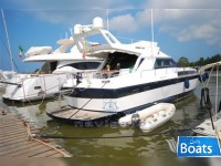 Cantieri di Pisa AKHIR 18 FLY