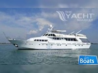 Benetti 28