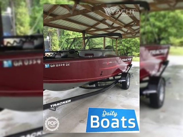 2016 Tracker 18
