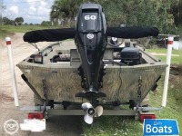 Tracker 1754 SC