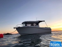 Quicksilver 675 Pilothouse