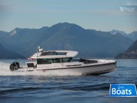 Axopar 37 Cabin