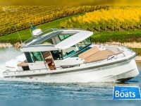 Axopar 37 Cabin