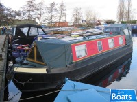 SM9611 Pinxton Roses Cruiser Stern Narrowboat