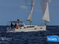 Beneteau Oceanis 38 Cruiser