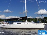 J Boats 30