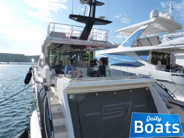 2018 Azimut S7 for sale