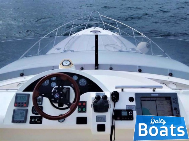 Kupić 2004 Fairline Phantom 46