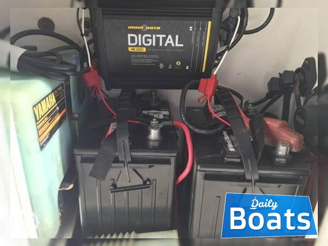 Buy 2001 Cobia 23