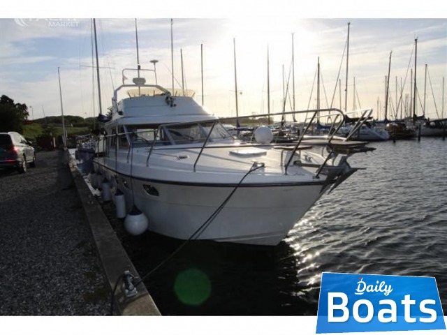 1990 Princess 35 Fly