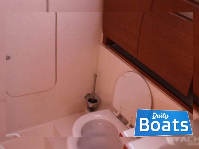 2013 Hanse 325 for sale