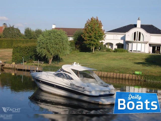 Købe 2003 Pershing 37