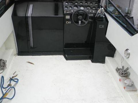 1986 Chaparral 290