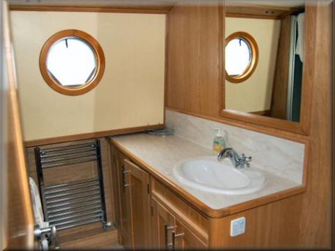2008 Carefree Cruising Company Narrowboat Style Widebeam til salg