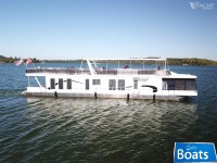 Thoroughbred 18x88 Houseboat