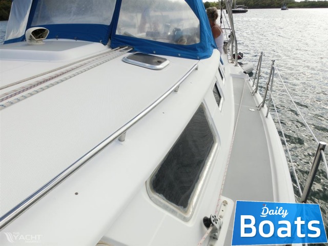 2004  Hunter44 Cc