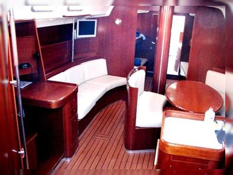 2002 First 47.7 na prodej