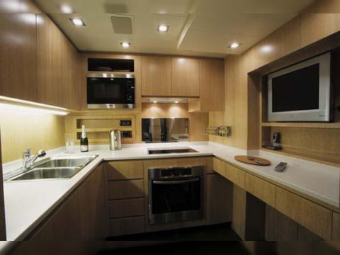 2007 Mangusta 80