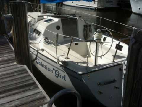 Pearson 27' Sloop