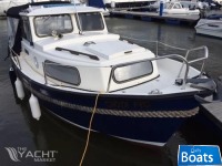 Hardy Marine Hardy 20 Pilot