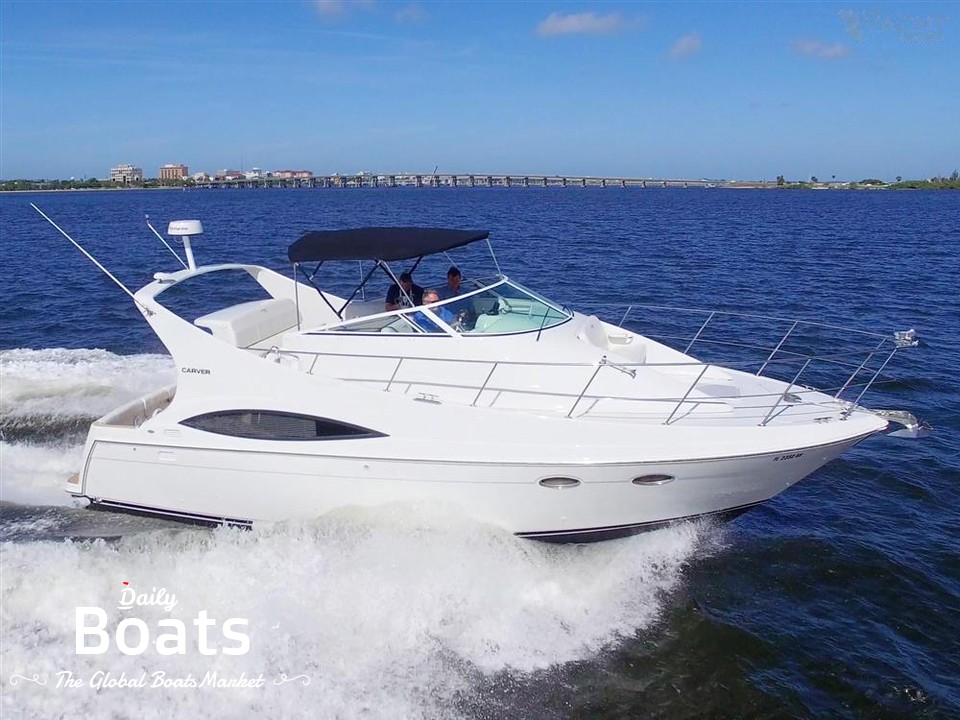 1997 Carver Yachts 350 Mariner for sale. View price, photos and Buy