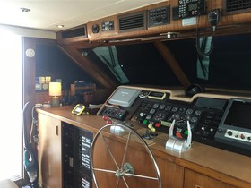 1989 Hatteras Yachts Convertible Pilothouse Motor til salgs