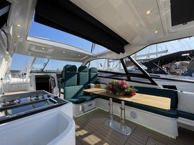 Bavaria Yachts Vida 33 Hard Top for sale