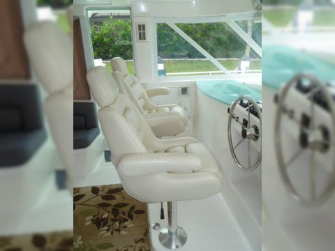 2006 Manta 44 for sale