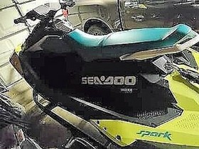 Osta 2019 Sea-Doo Spark 3-Up Trixx