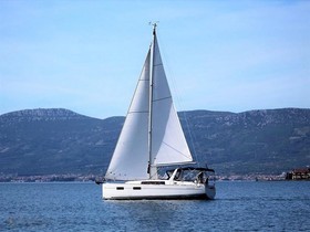 2016 Bénéteau Boats Oceanis 35 на продаж