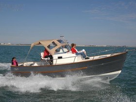 Rhea Marine 750 France
