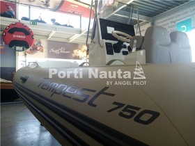 2021 Capelli Boats Tempest 750 Luxe en venta