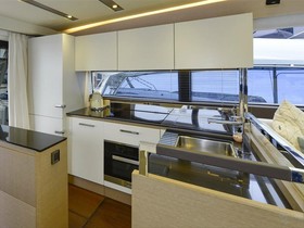 2016 Prestige Yachts 680 for sale