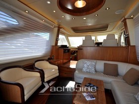 2009 Tiara Yachts Sovran 5800