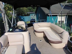 2015 Sun Tracker 22 Party Barge