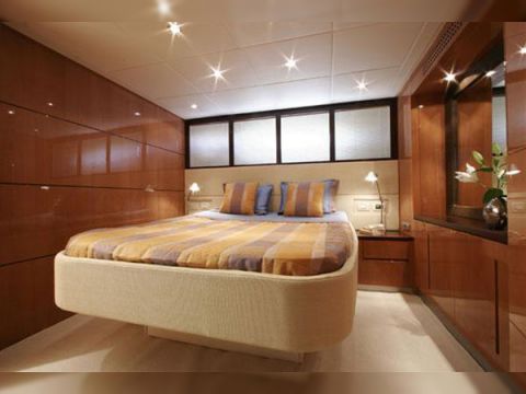 2009 Pershing 59