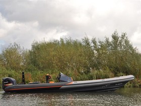 2015 Revolt Custom Boats Sport 950 на продаж
