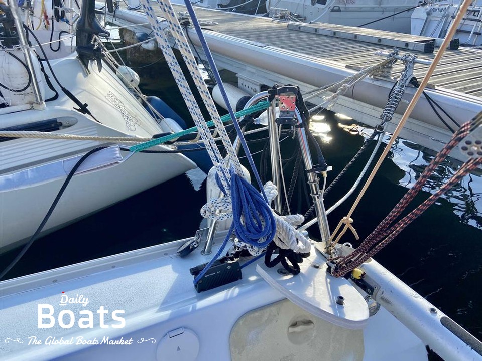 1982 Bénéteau Boats First Class 8 for sale. View price, photos and Buy