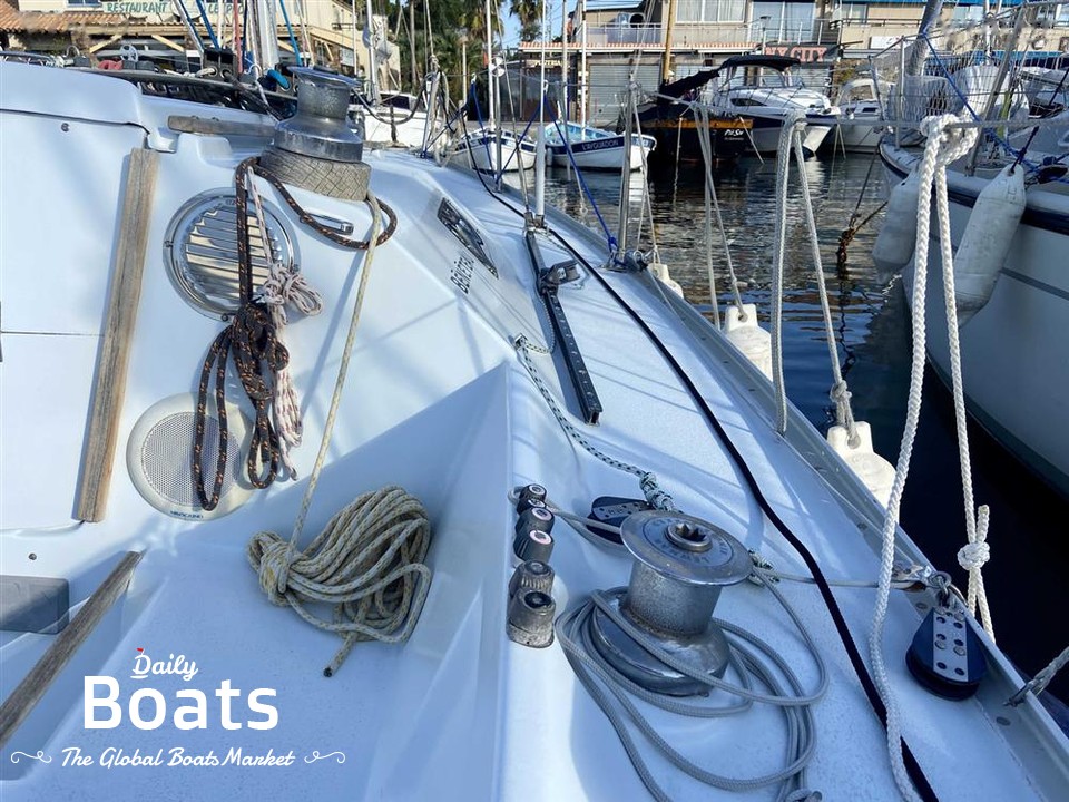 1982 Bénéteau Boats First Class 8 for sale. View price, photos and Buy