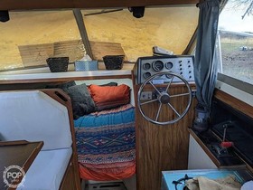 1982 Carver Yachts 2667 Santa Cruz