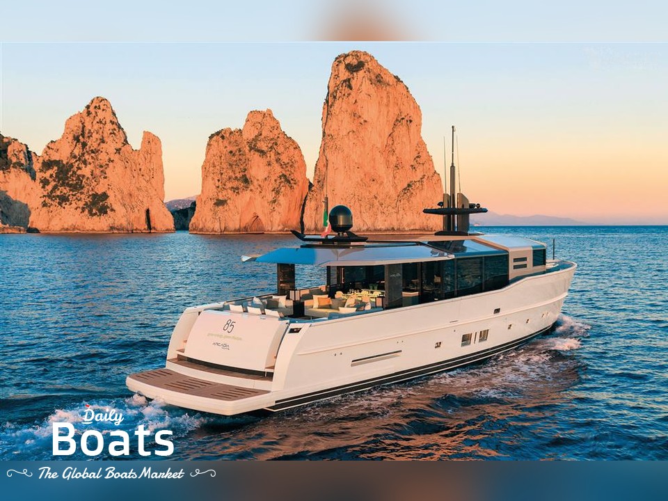 2017 Arcadia Yachts 85 for sale. View price, photos and Buy 2017