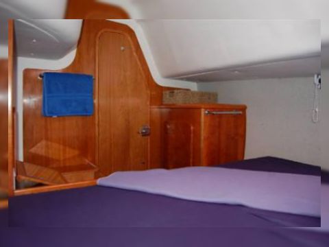 2003 Broadblue 38
